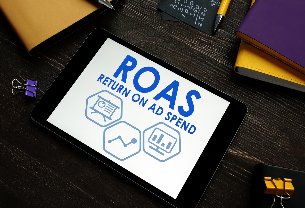 Google Ads können sehr profitabel sein, wenn man die richtigen finanziellen Grundlagen schafft, interne Kompetenzen aufbaut und datengestützt optimiert